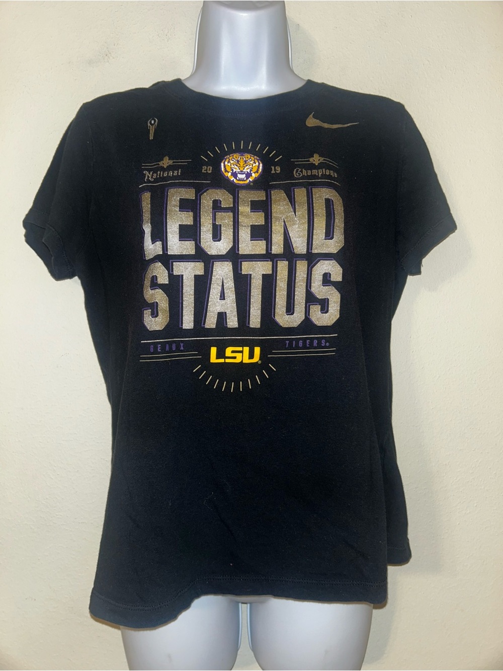 The Nike Tee LSU Legend Status National Champions 2019 T-Shirt
